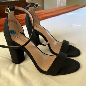 Black Size Ten Chunky Heel Ankle Strap Size 10 Heels